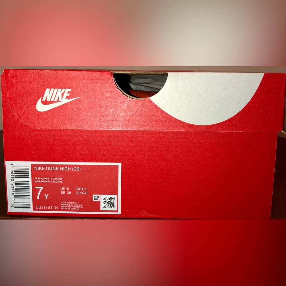 NIKE DUNK HIGH “HALLOWEEN PUMPKIN” BRAND NEW GRADE SCHOOL SIZE 7Y - Picture 2 of 2